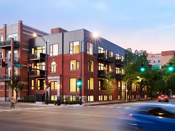 $2,450 | 1550 West Monroe Street, Unit 306, Chicago, IL 60607