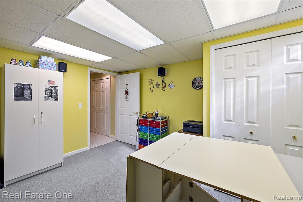 1276 Pembroke Drive Rochester Hills, MI 48307 - Photo 26 of 49