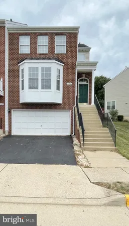 $827,000 | 5142 Ballycastle Circle, Alexandria, VA 22315