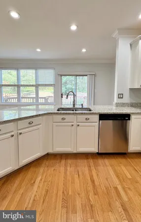 $827,000 | 5142 Ballycastle Circle, Alexandria, VA 22315