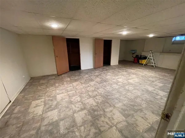 $948,000 | 225 12th Street, Cresskill, NJ 07626