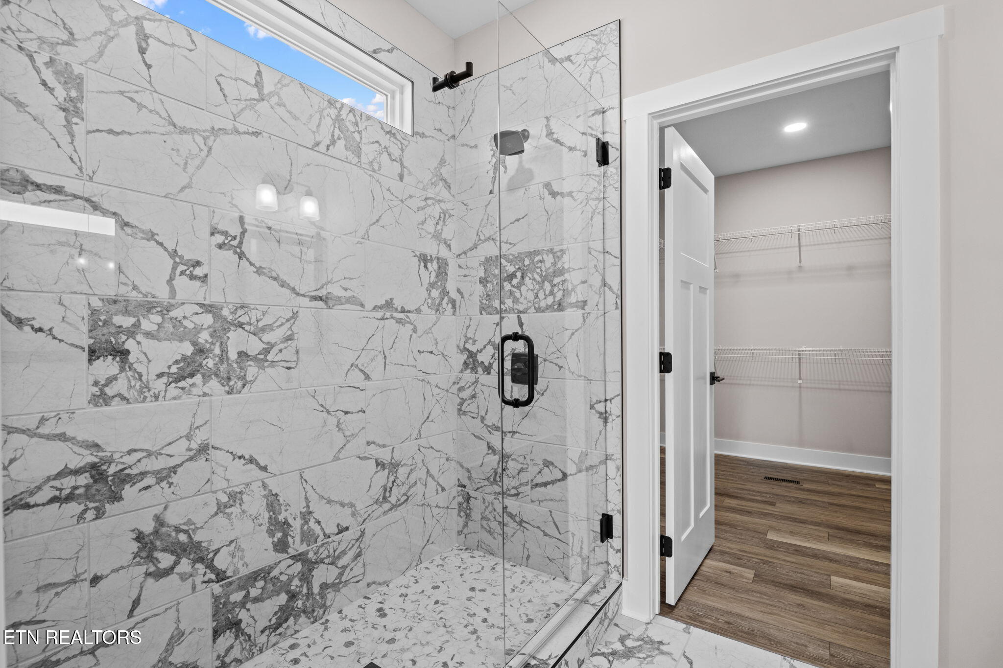 400 Hillvale Road Clinton, TN 37716 - Photo 12 of 37 14-web-or-mls-DSC_5989