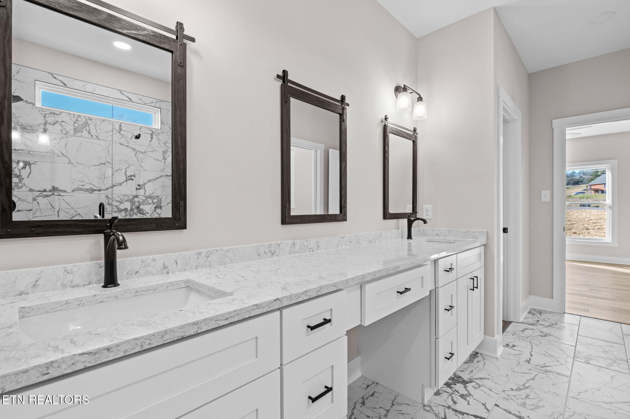 400 Hillvale Road Clinton, TN 37716 - Photo 15 of 37 17-web-or-mls-DSC_6003