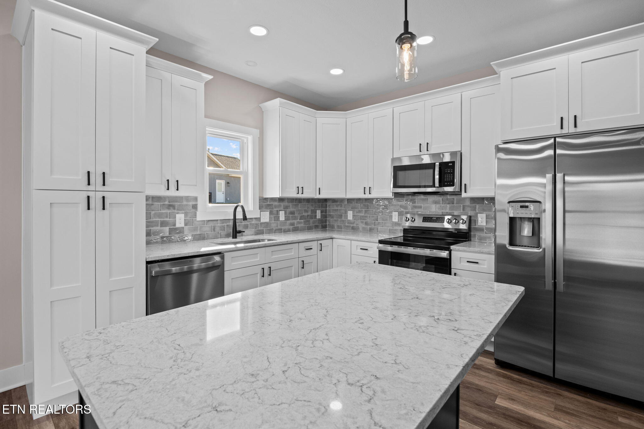 400 Hillvale Road Clinton, TN 37716 - Photo 21 of 37 25-web-or-mls-DSC_6043