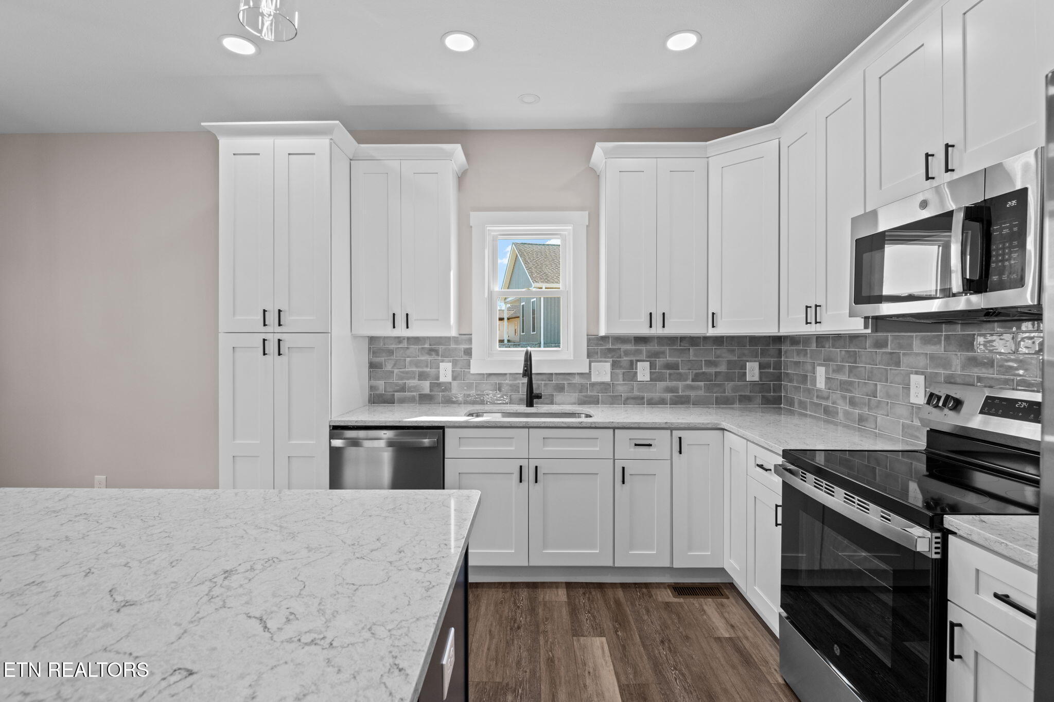 400 Hillvale Road Clinton, TN 37716 - Photo 24 of 37 30-web-or-mls-DSC_6068