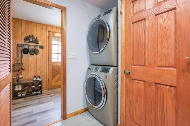 $399,999 | 1370 8th Avenue, Baldwin, WI 54002