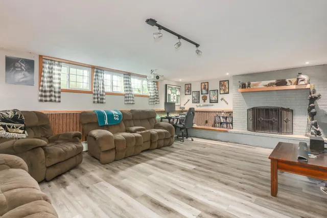 $399,999 | 1370 8th Avenue, Baldwin, WI 54002