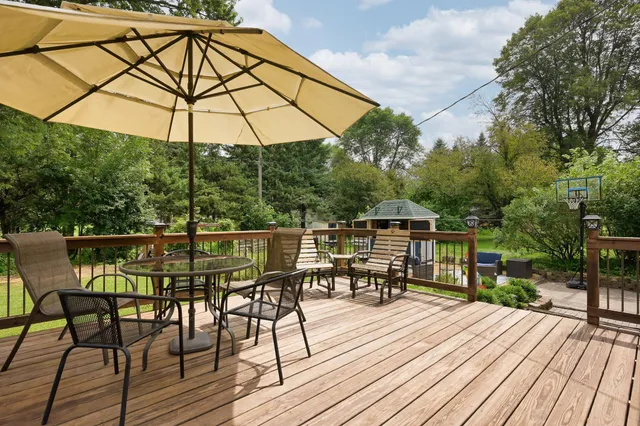 $399,999 | 1370 8th Avenue, Baldwin, WI 54002