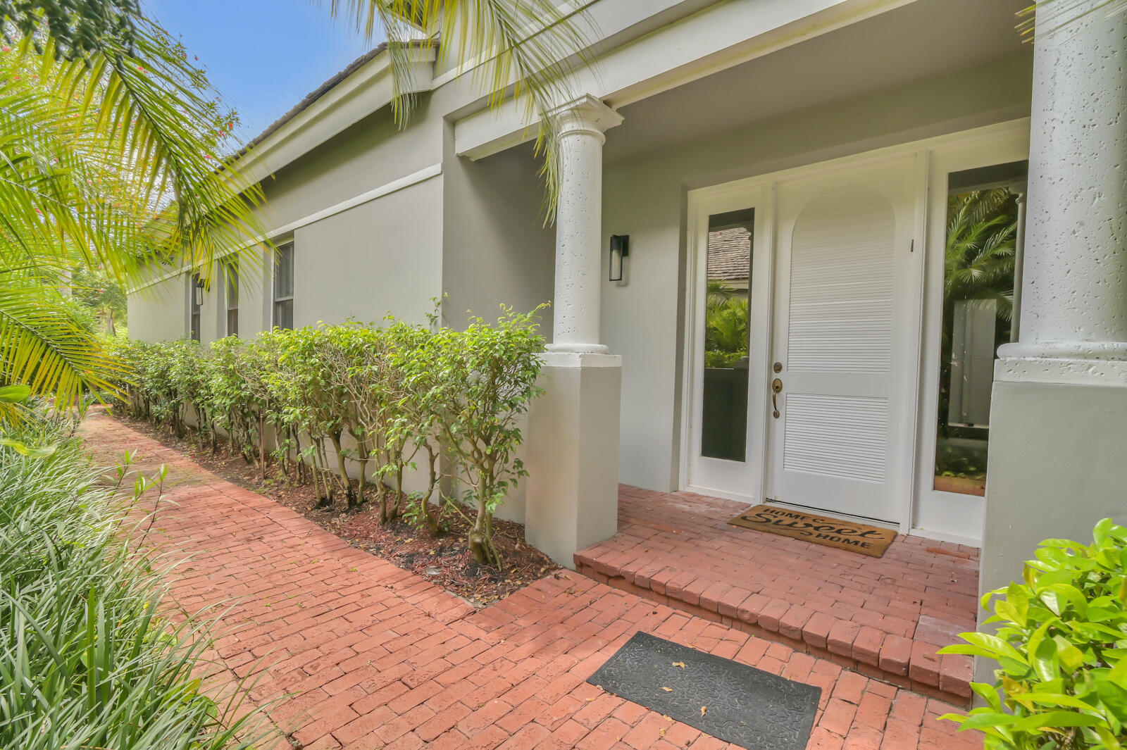 5702 Northwest 39th Avenue Boca Raton, FL 33496 - Photo 2 of 24 02 Front 02