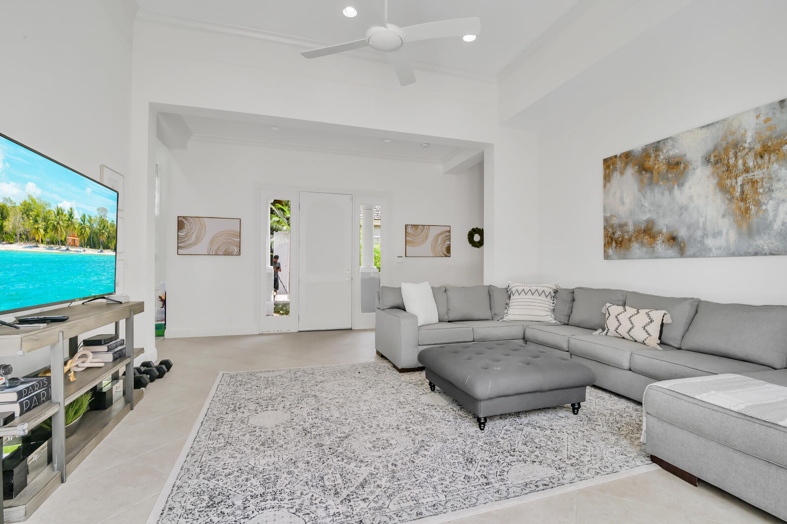 5702 Northwest 39th Avenue Boca Raton, FL 33496 - Photo 5 of 24 05 Living room 02