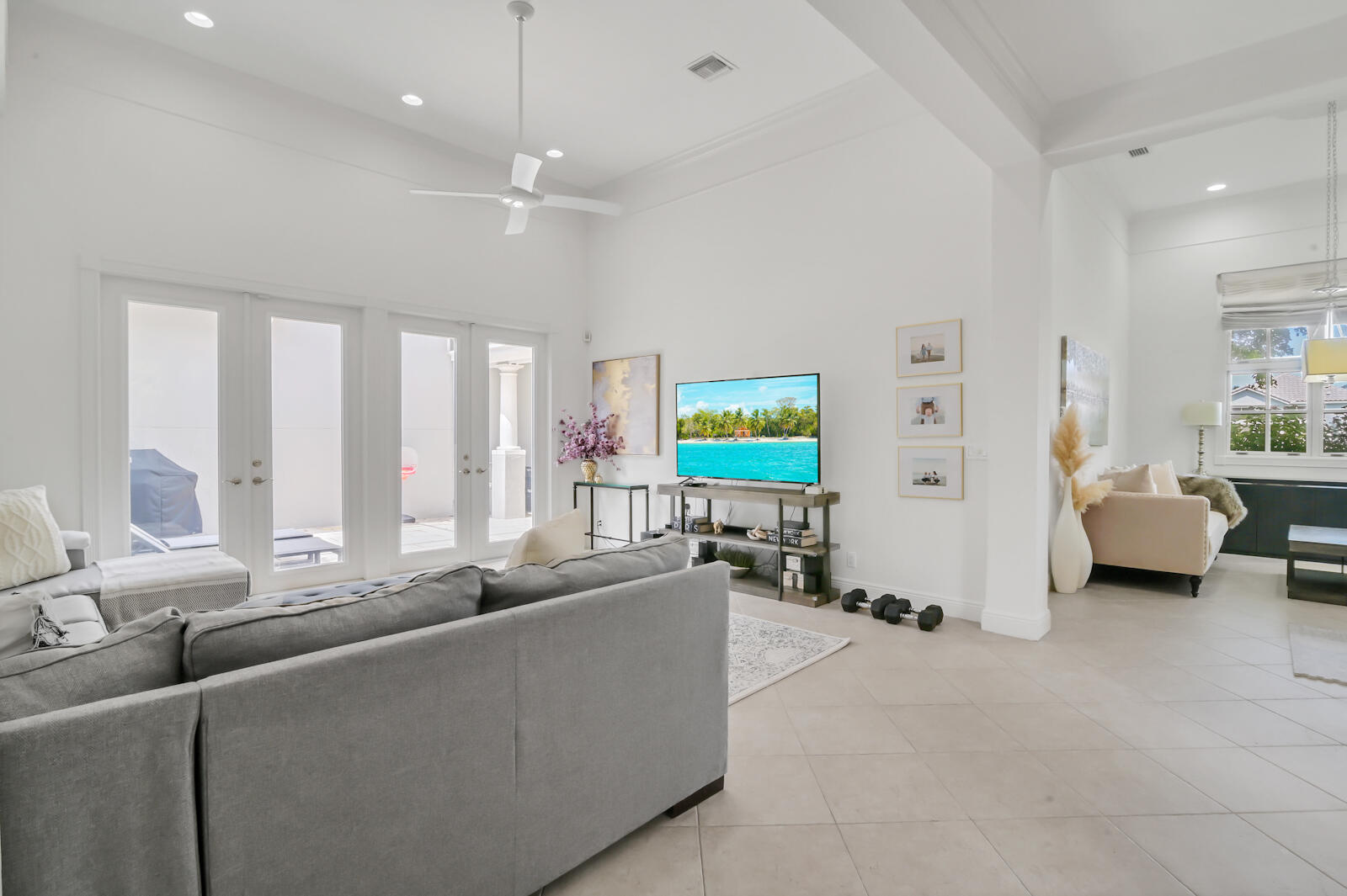 5702 Northwest 39th Avenue Boca Raton, FL 33496 - Photo 6 of 24 06 Living room 03