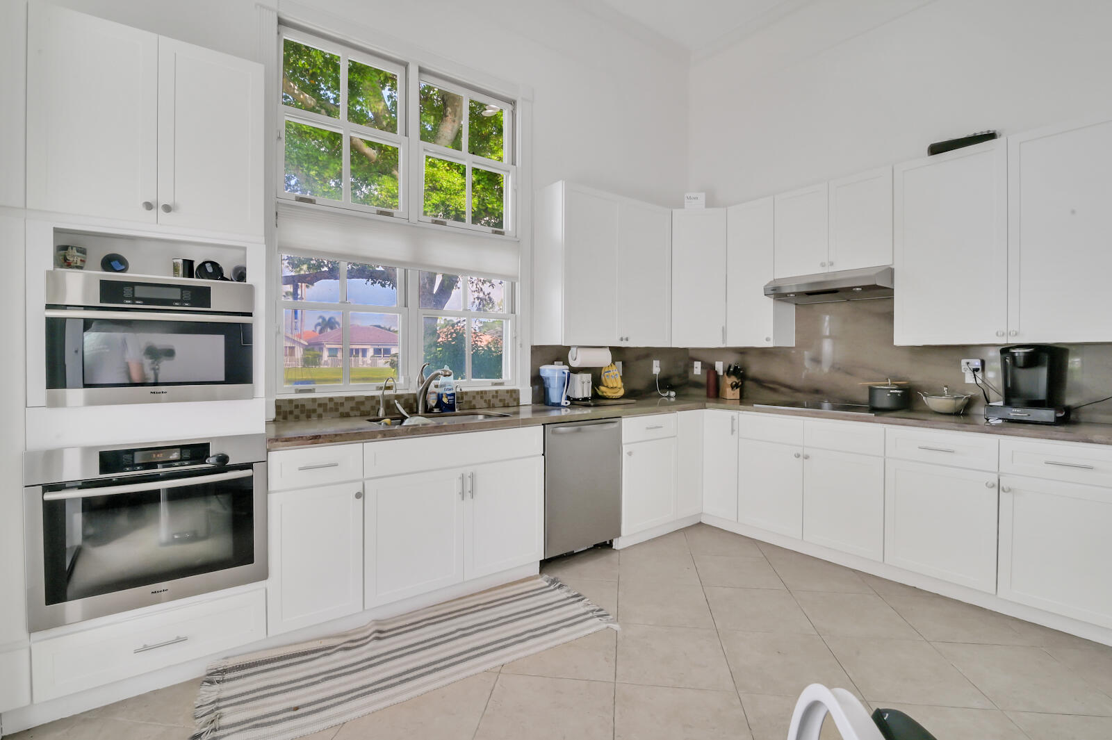 5702 Northwest 39th Avenue Boca Raton, FL 33496 - Photo 10 of 24 10 Kitchen 03