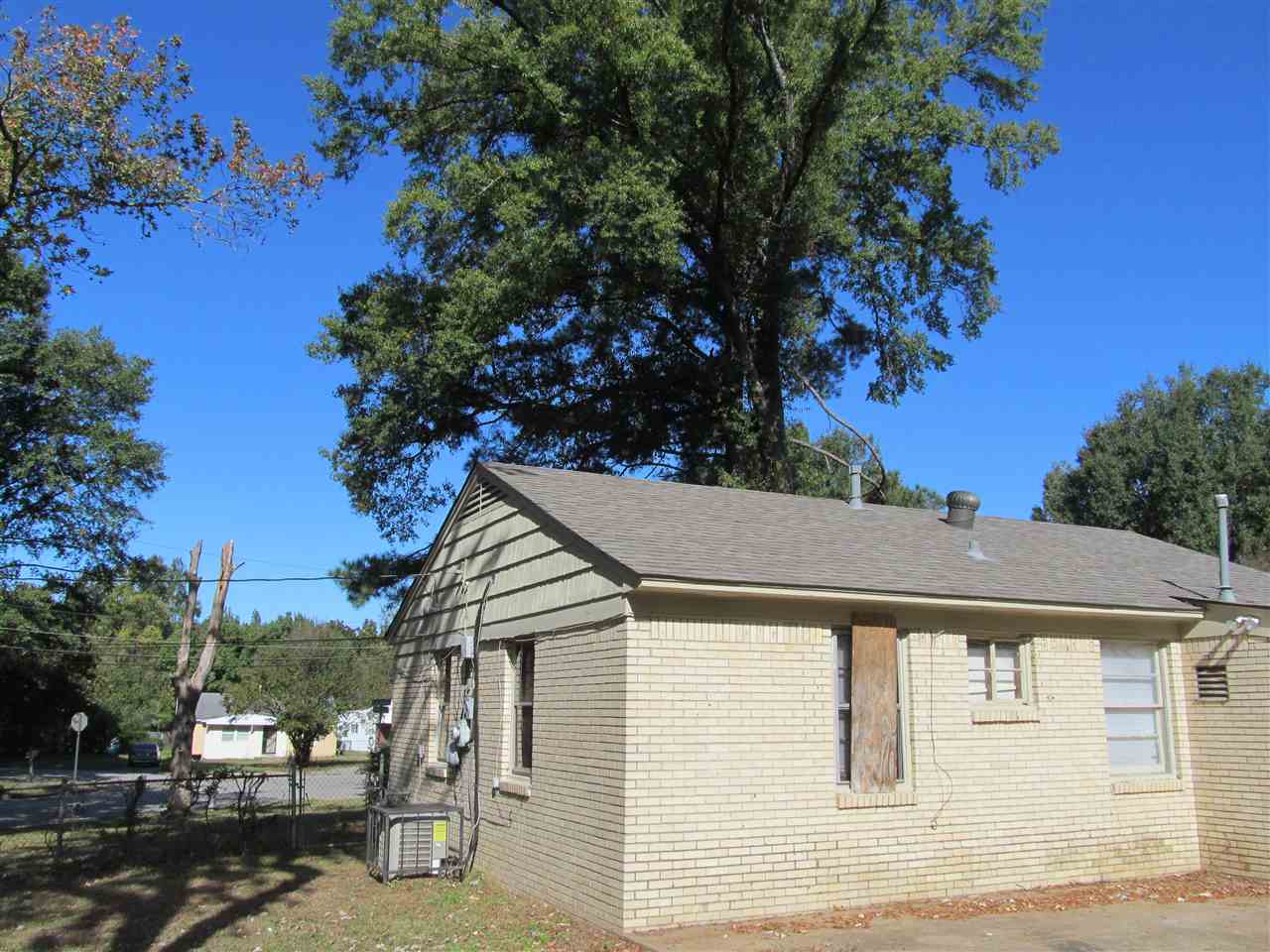 4880 Fairley Road Memphis, TN 38109 - Photo 23 of 25