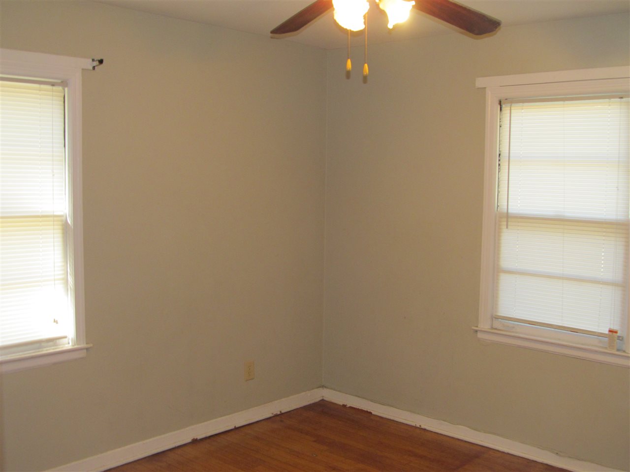 4880 Fairley Road Memphis, TN 38109 - Photo 9 of 25