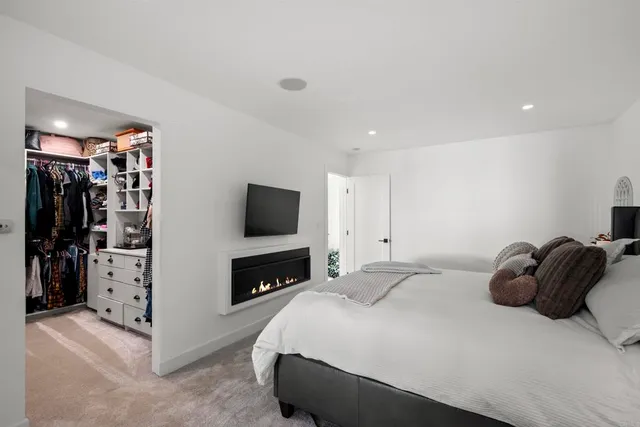 a vase of flowers sitting on a table