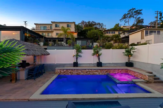 $1,599,000 | 3120 Poe Street, San Diego, CA 92106