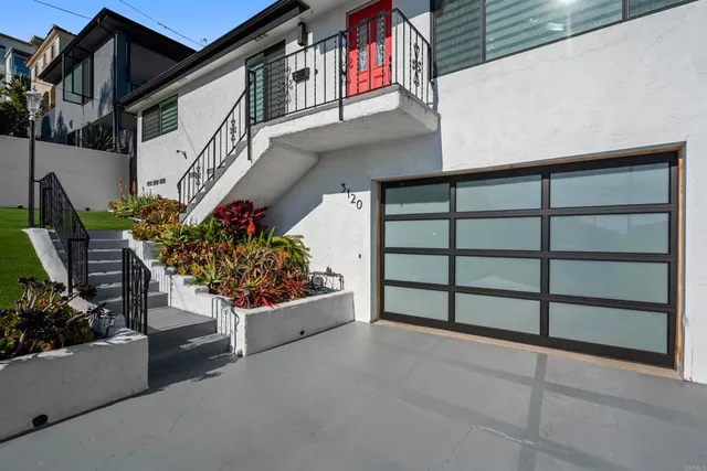 $1,599,000 | 3120 Poe Street, San Diego, CA 92106
