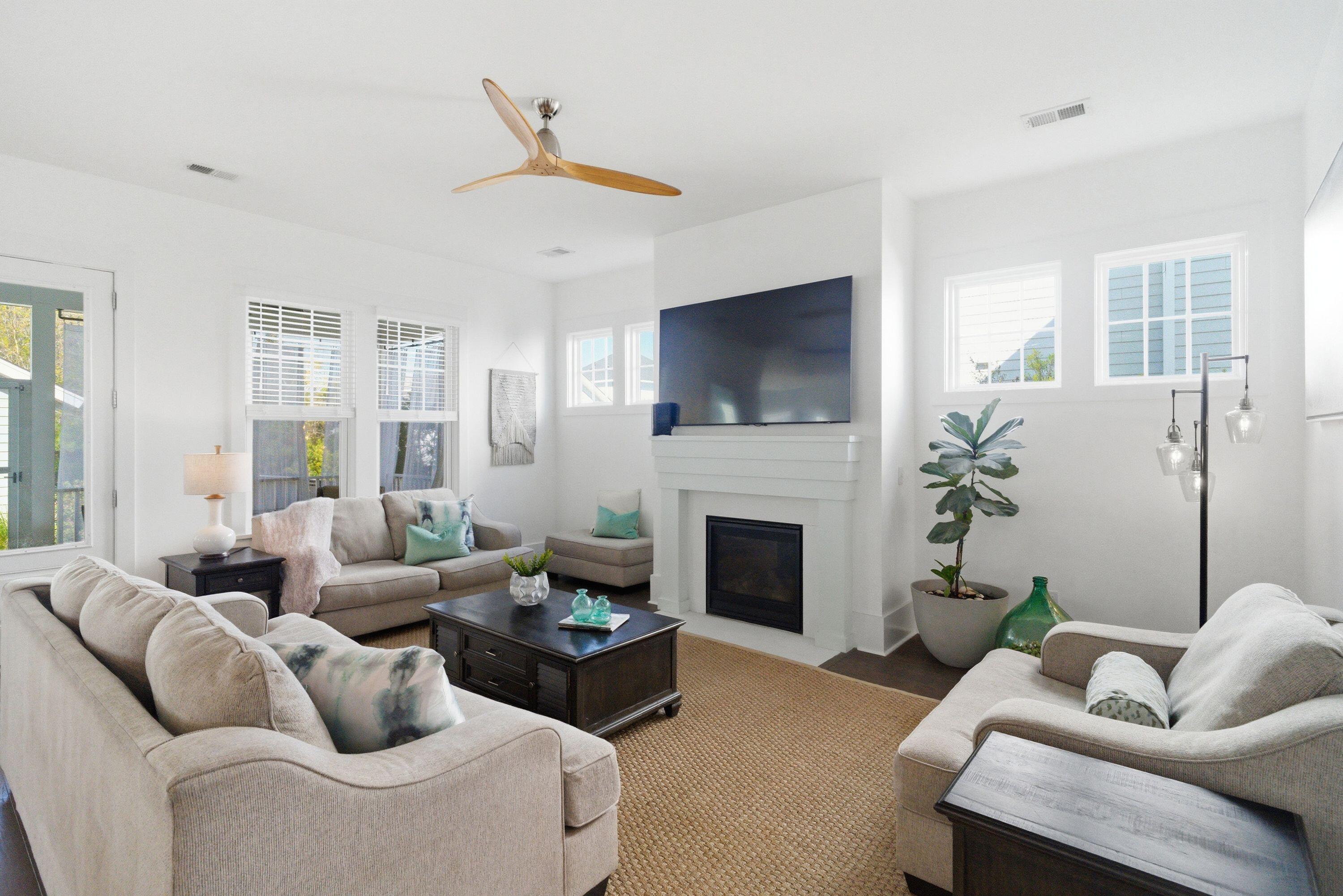 1645 Banning Street Mount Pleasant, SC 29466 - Photo 11 of 64 11_1645BanningSt_021