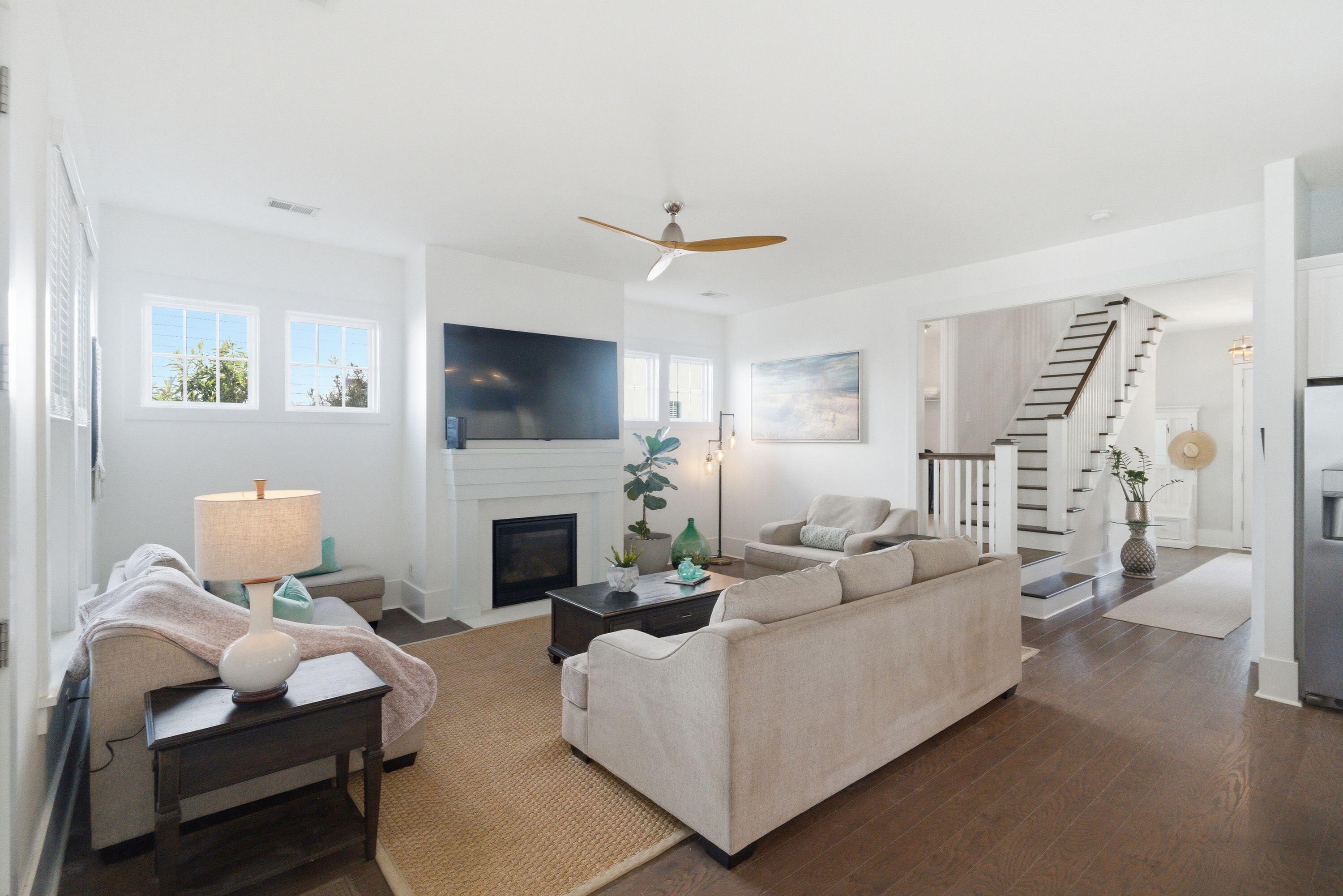 1645 Banning Street Mount Pleasant, SC 29466 - Photo 13 of 64 13_1645BanningSt_023