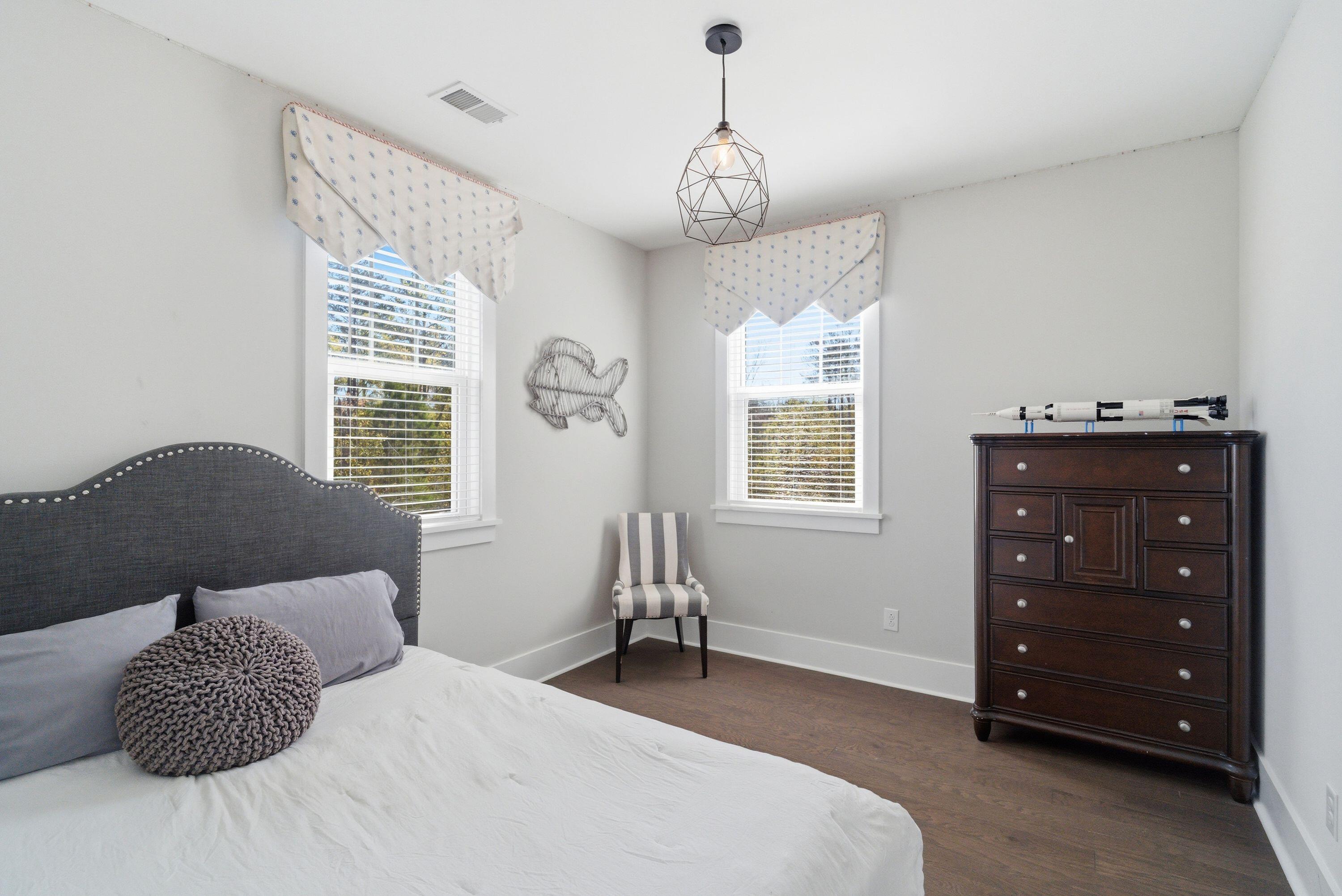 1645 Banning Street Mount Pleasant, SC 29466 - Photo 33 of 64 33_1645BanningSt_043