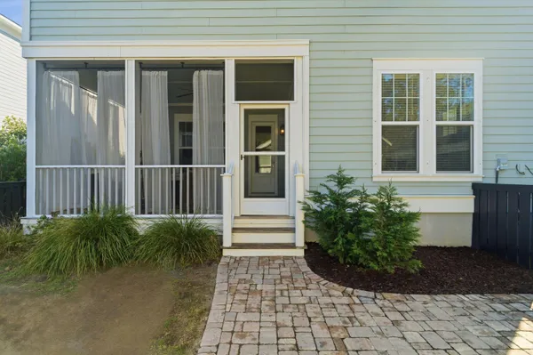 $1,175,000 | 1645 Banning Street, Mount Pleasant, SC 29466