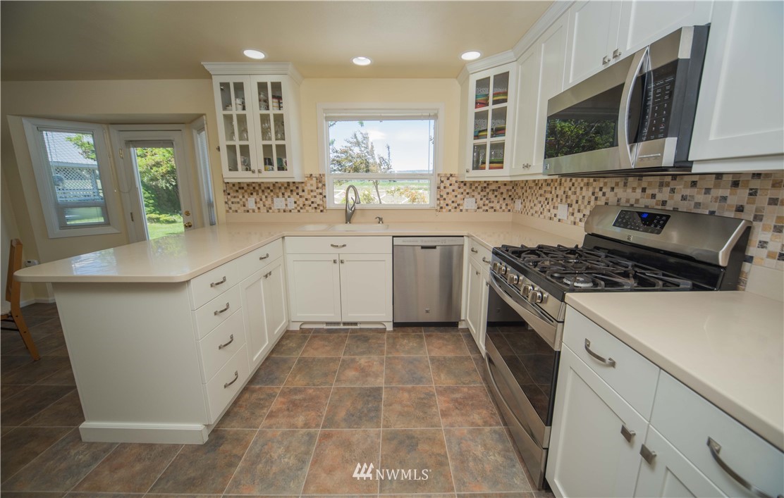 1421 Hanson Road Ellensburg, WA 98926 - Photo 11 of 38 Gallery Image 11