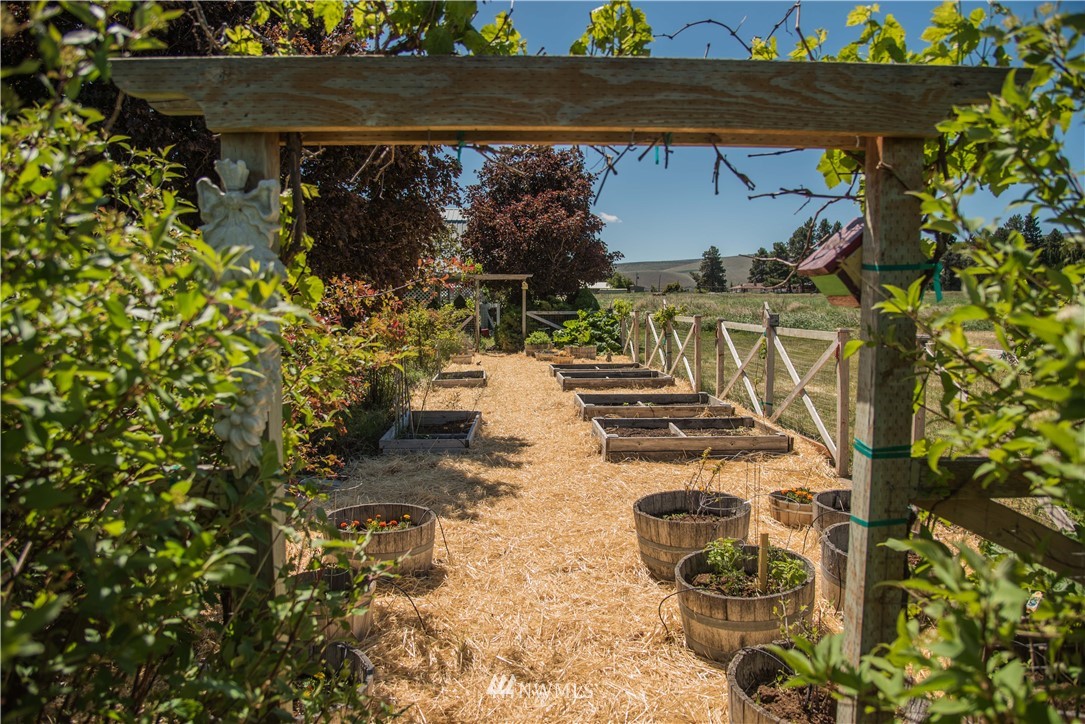 1421 Hanson Road Ellensburg, WA 98926 - Photo 28 of 38 Gallery Image 28