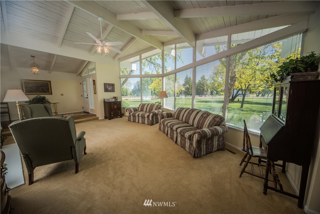 1421 Hanson Road Ellensburg, WA 98926 - Photo 4 of 38 Gallery Image 4