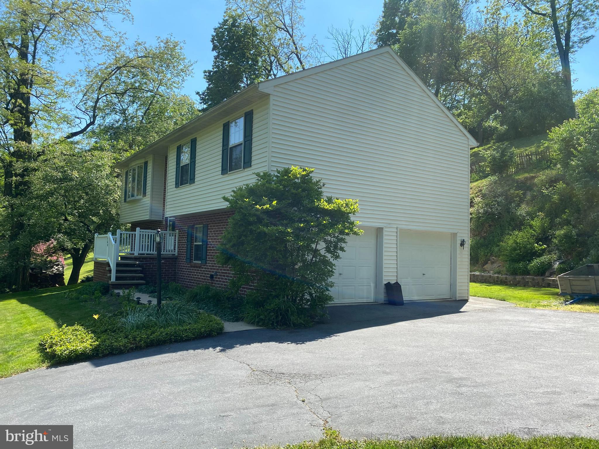 760 Durlach Road Stevens, PA 17578 - Photo 3 of 26