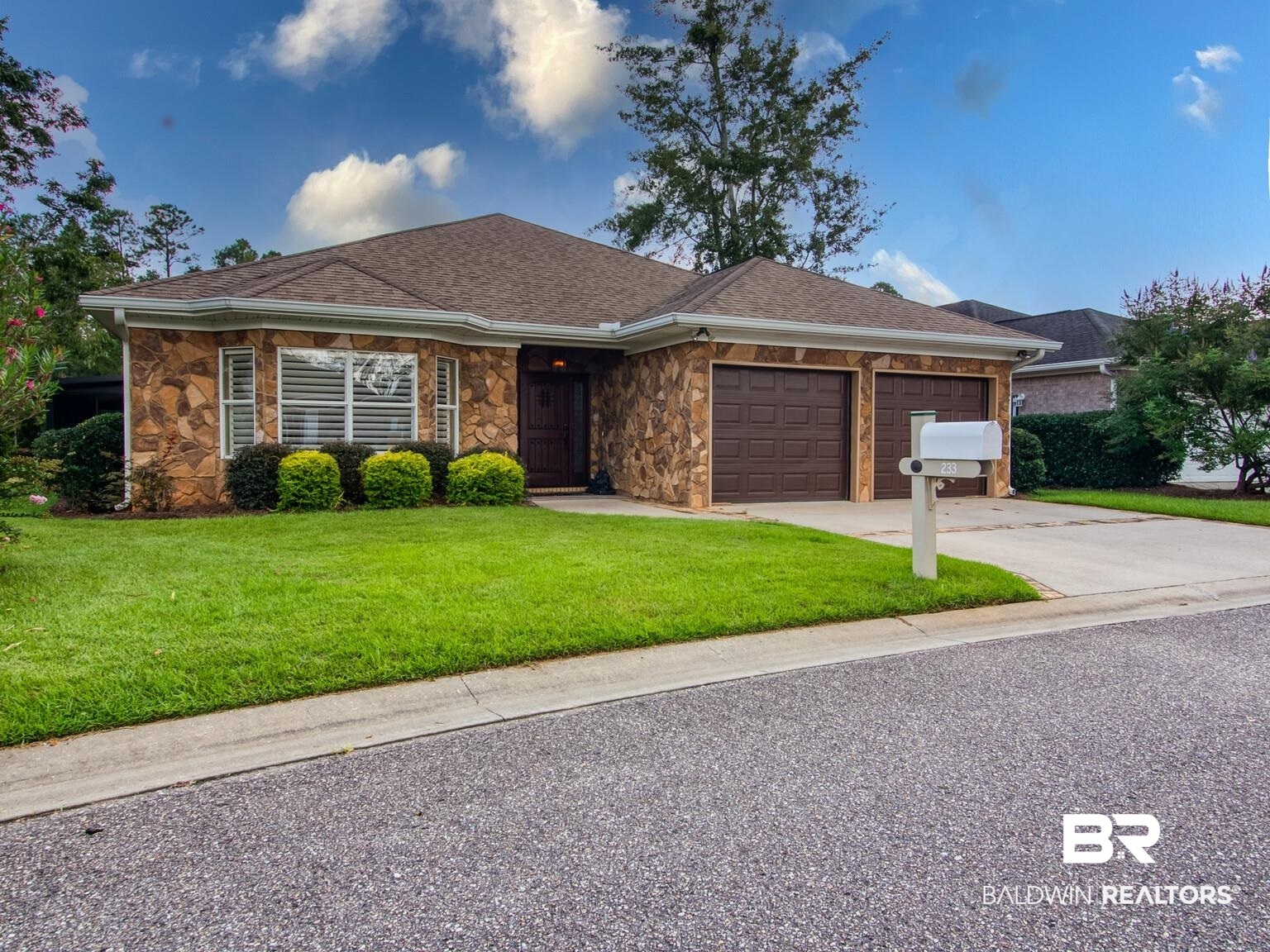 233 Hemingway Loop Foley, AL 36535 - Photo 2 of 39