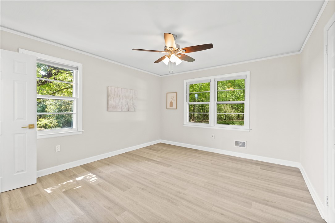 1102 Garrison Road Anderson, SC 29625 - Photo 25 of 44