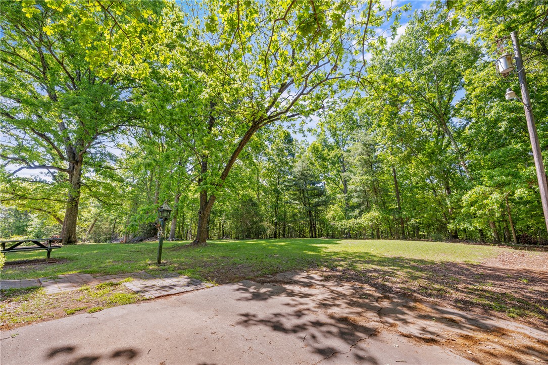 1102 Garrison Road Anderson, SC 29625 - Photo 35 of 44