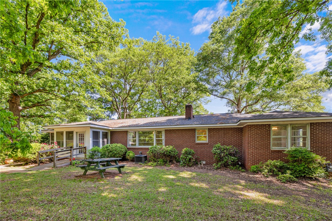 1102 Garrison Road Anderson, SC 29625 - Photo 38 of 44