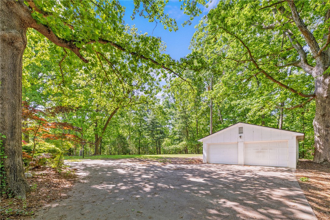 1102 Garrison Road Anderson, SC 29625 - Photo 42 of 44