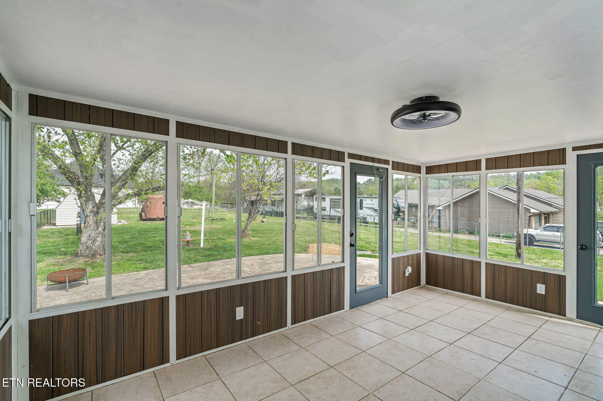 7112 Weaver Road Powell, TN 37849 - Photo 20 of 45 19-web-or-mls-7112 Weaver Road-12