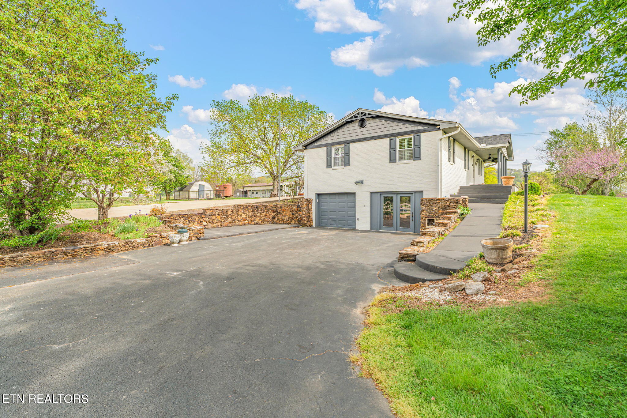 7112 Weaver Road Powell, TN 37849 - Photo 39 of 45 38-web-or-mls-7112 Weaver Road-31