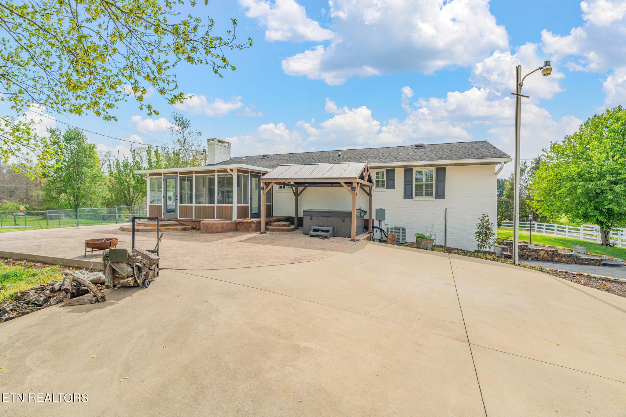 7112 Weaver Road Powell, TN 37849 - Photo 41 of 45 41-web-or-mls-7112 Weaver Road-34