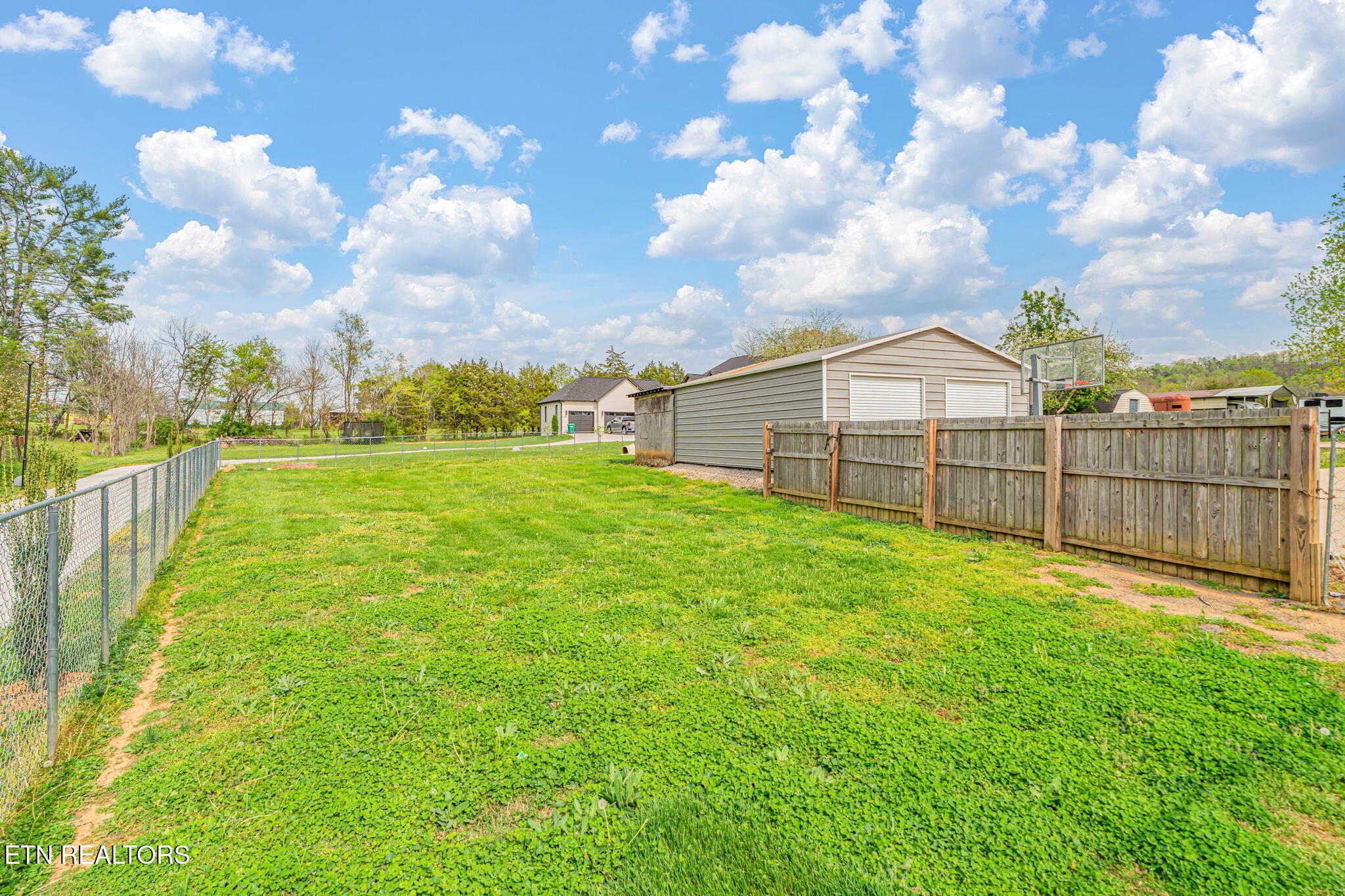 7112 Weaver Road Powell, TN 37849 - Photo 45 of 45 45-web-or-mls-7112 Weaver Road-45