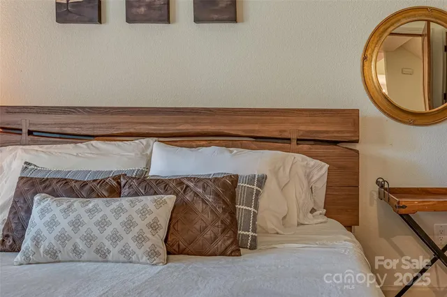 a view of walk in closet