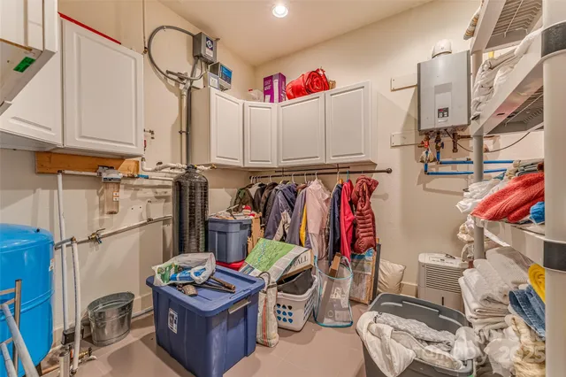 $579,000 | 324 Mount Mitchell Drive, Unit 2A/1, Burnsville, NC 28714