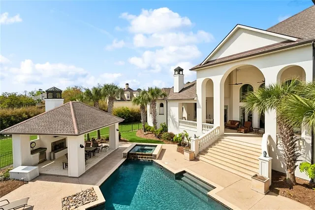$1,895,000 | 56 Preserve Lane, Mandeville, LA 70471