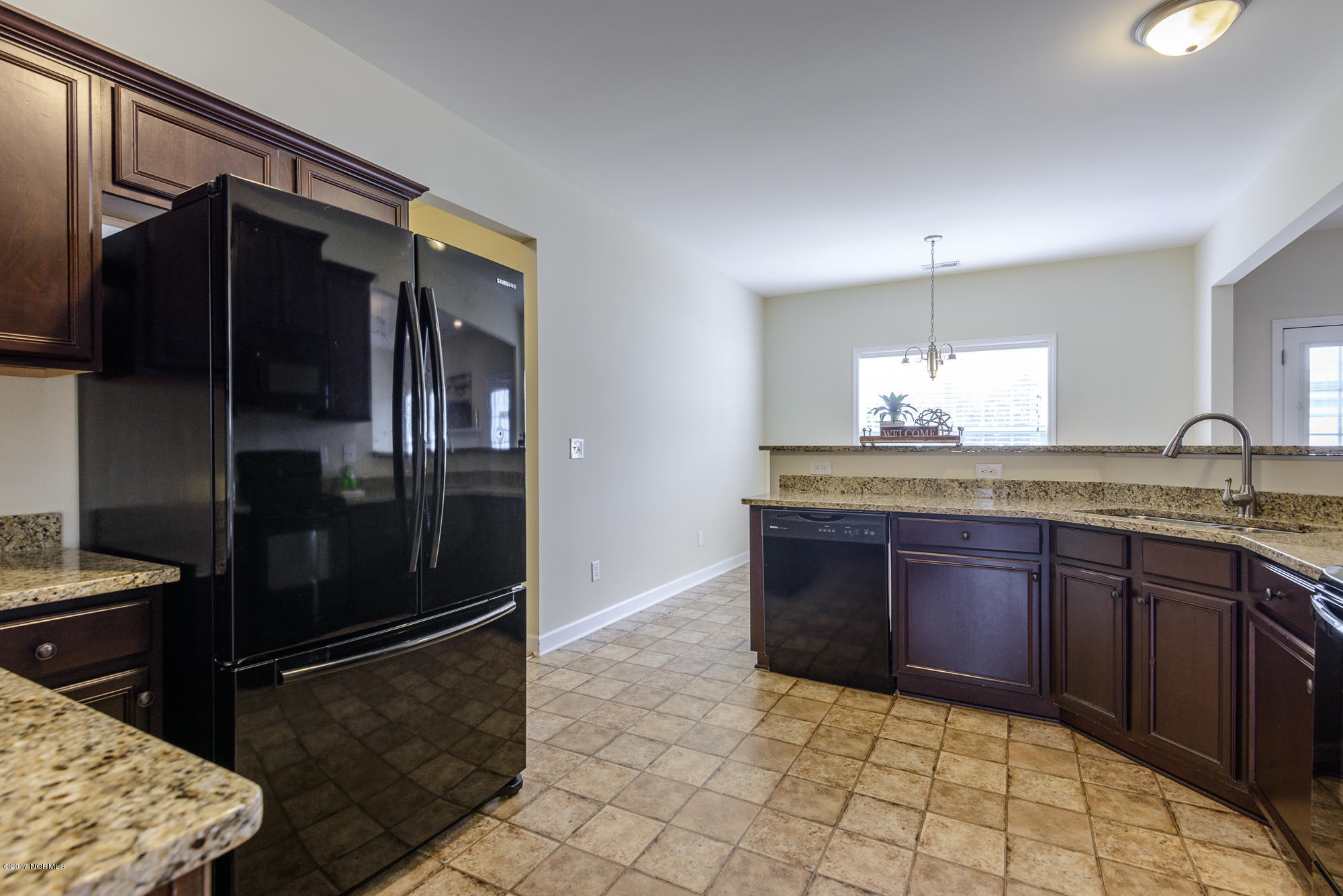 4304 Dublin Road Winterville, NC 28590 - Photo 11 of 59 Kitchen