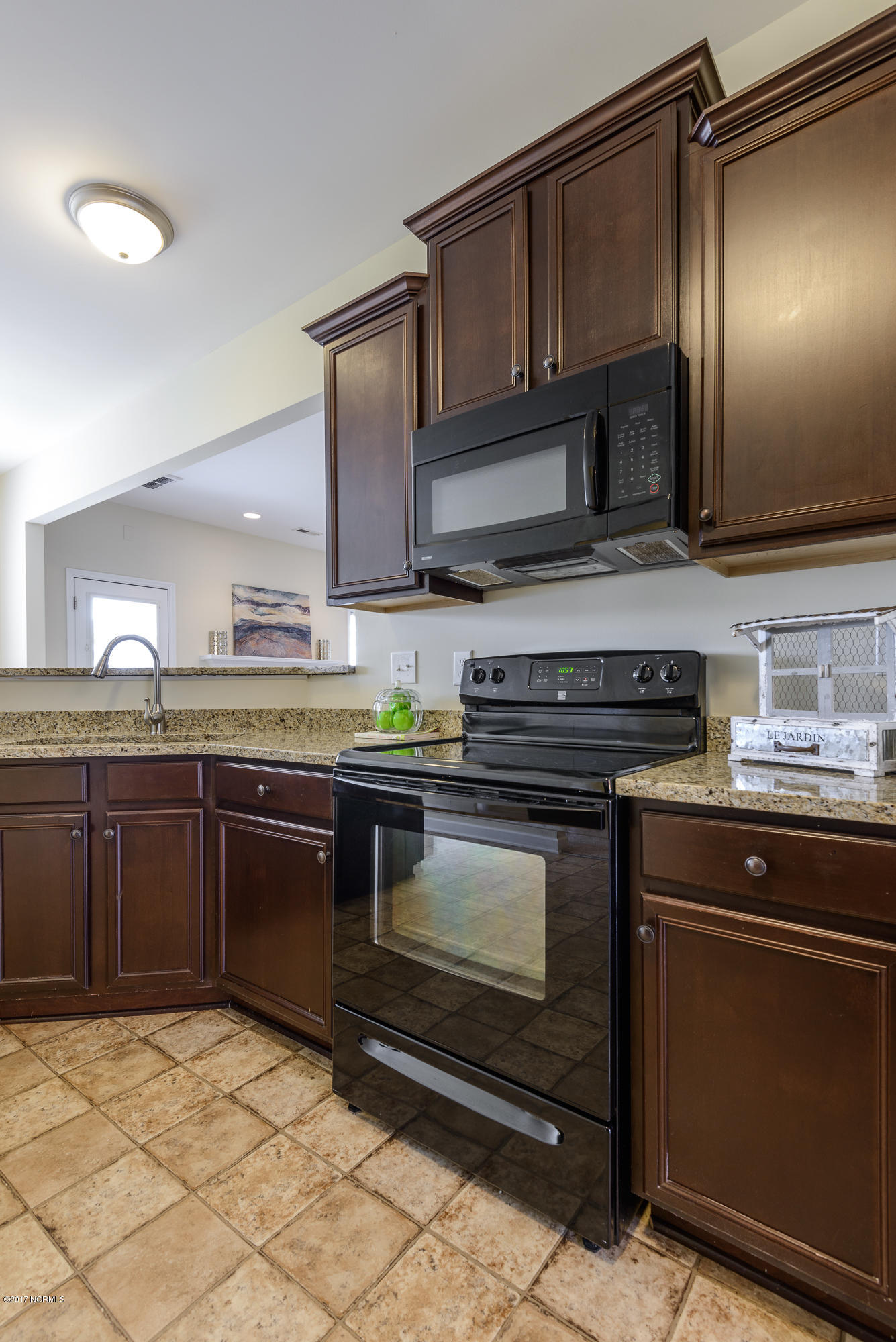 4304 Dublin Road Winterville, NC 28590 - Photo 13 of 59 Kitchen