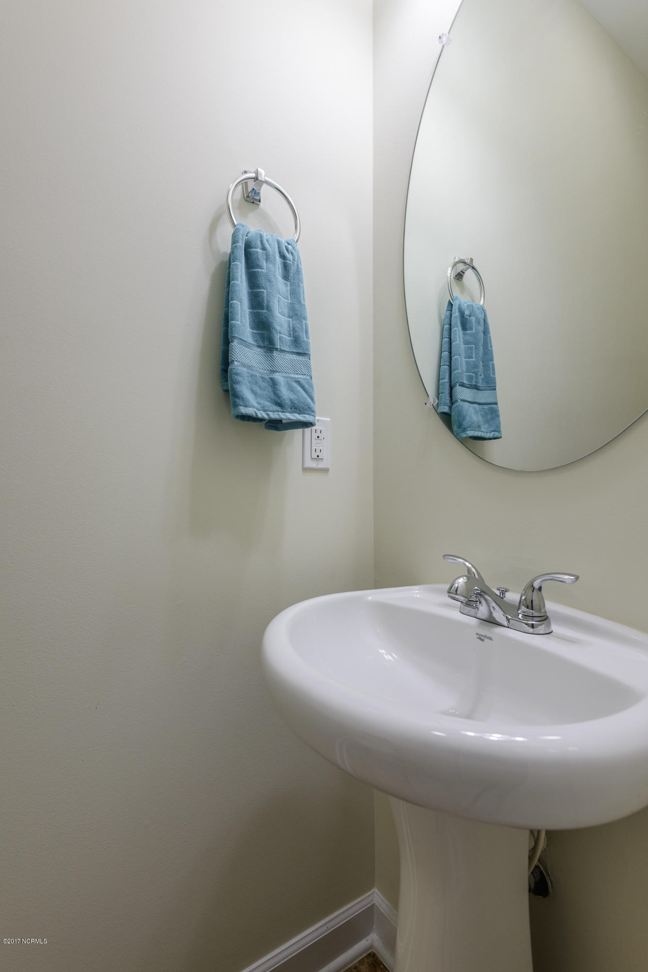 4304 Dublin Road Winterville, NC 28590 - Photo 35 of 59 Half Bath