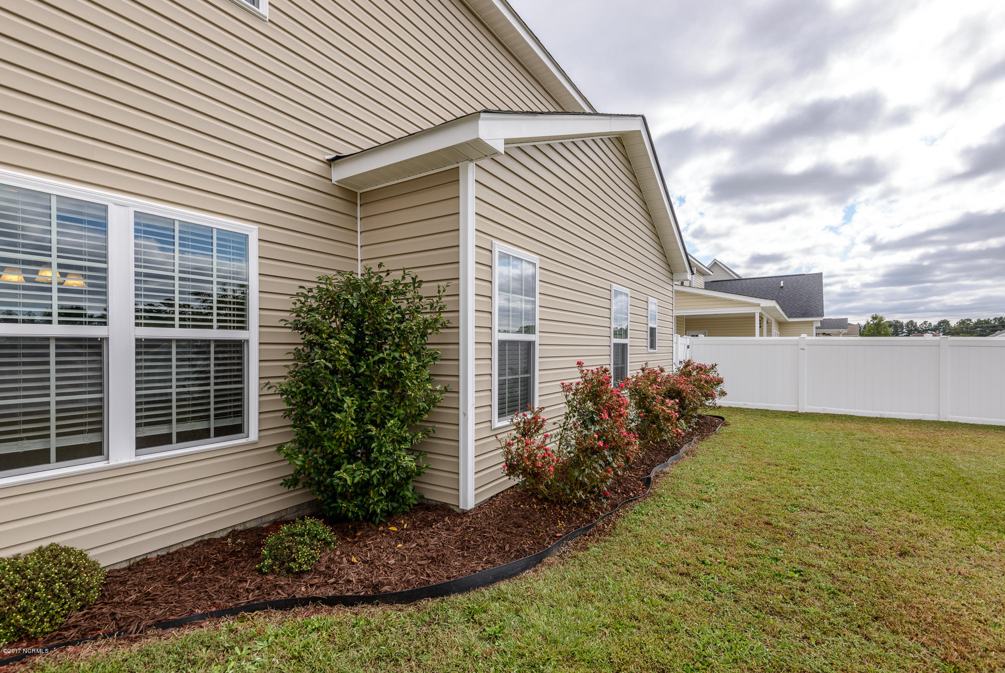 4304 Dublin Road Winterville, NC 28590 - Photo 51 of 59 Beautiful Landscaping
