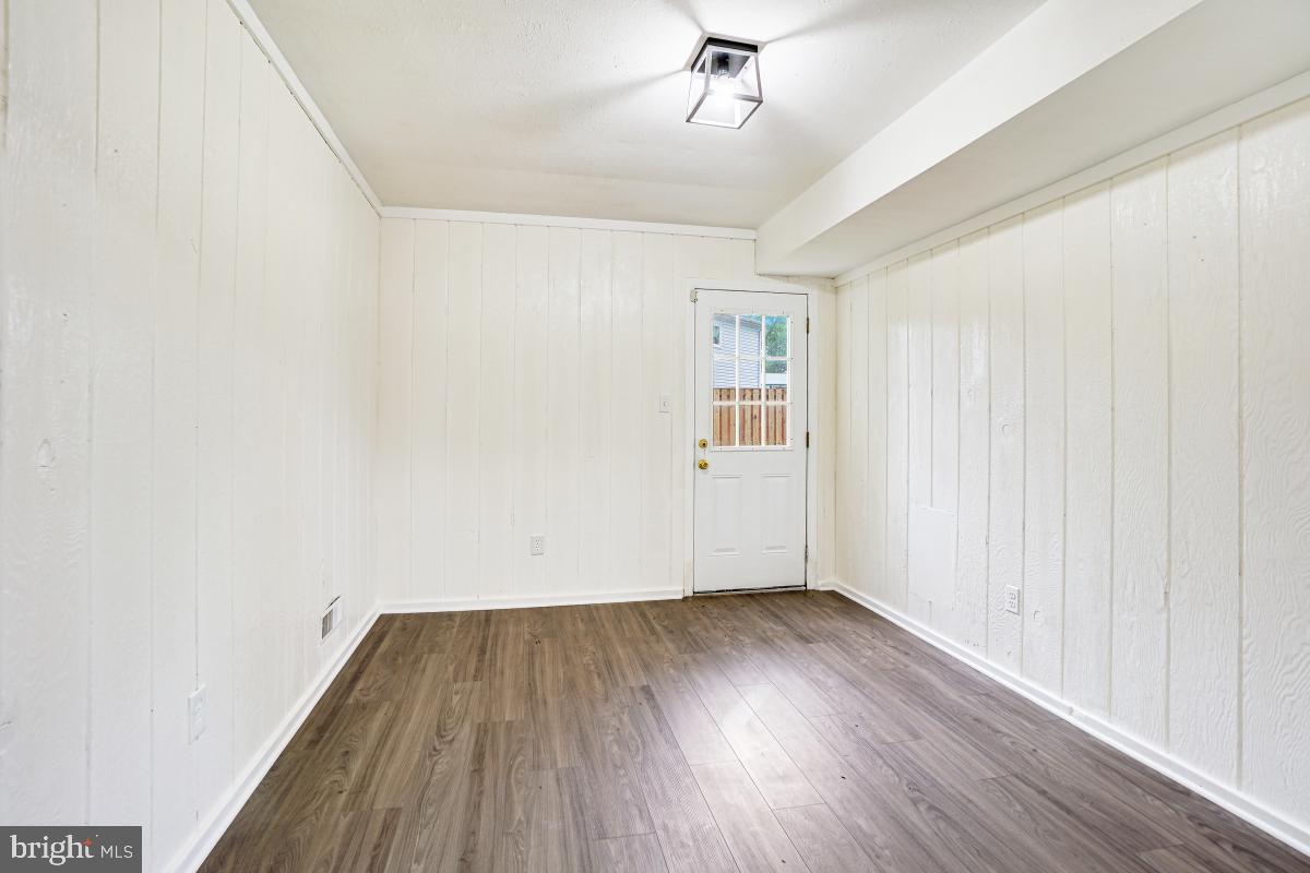 17404 Hoskinson Road Poolesville, MD 20837 - Photo 27 of 30 Recreation room