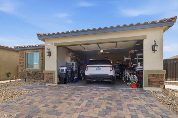 $385,000 | 2061 Hunt Woods Court, Laughlin, NV 89029