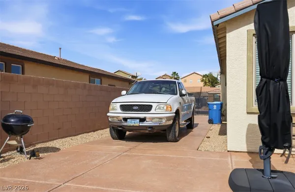 $385,000 | 2061 Hunt Woods Court, Laughlin, NV 89029