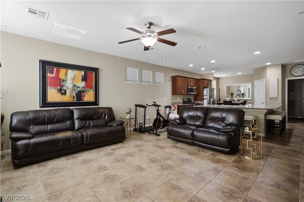 $385,000 | 2061 Hunt Woods Court, Laughlin, NV 89029