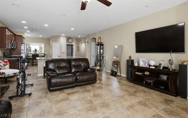 $385,000 | 2061 Hunt Woods Court, Laughlin, NV 89029
